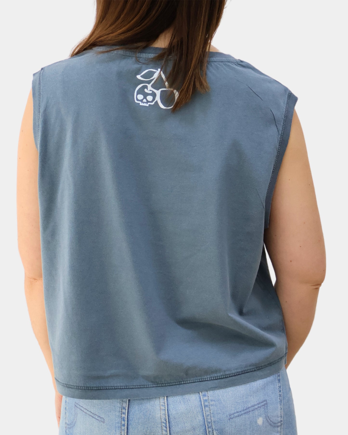 Camiseta Cherrycalavera Crop Mineral Grey trasera